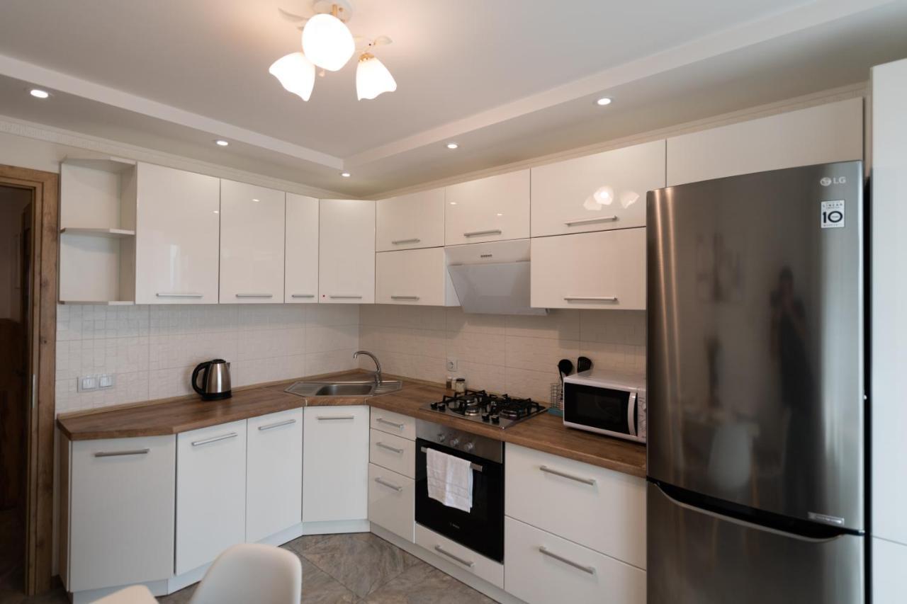 Тиха Та Комфортна Квартира Ternopil Exterior foto